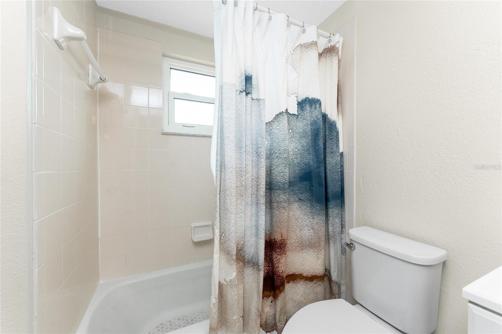 Image 22 of 43 For 1965 Louisiana Avenue