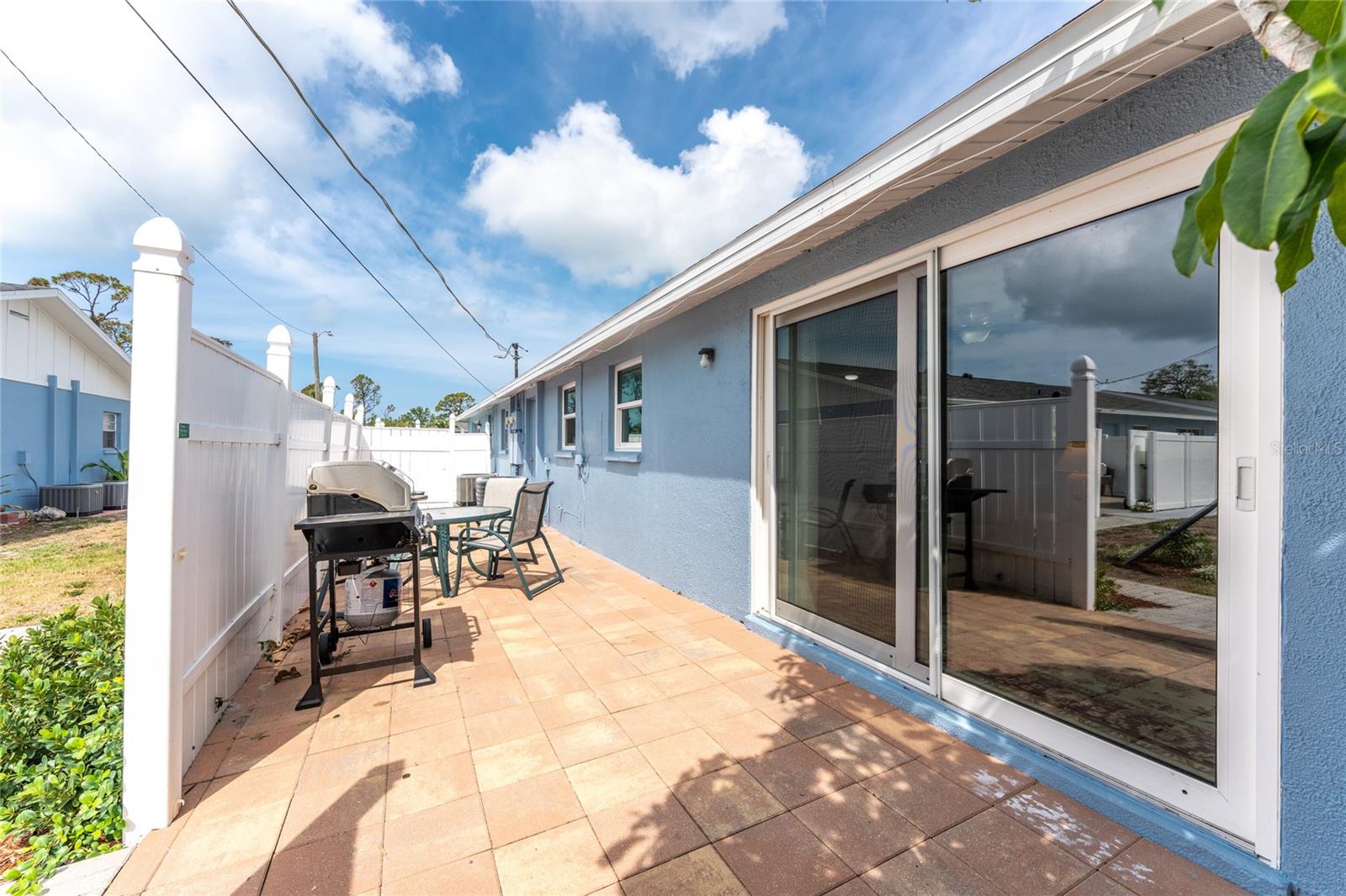 Image 27 of 43 For 1965 Louisiana Avenue