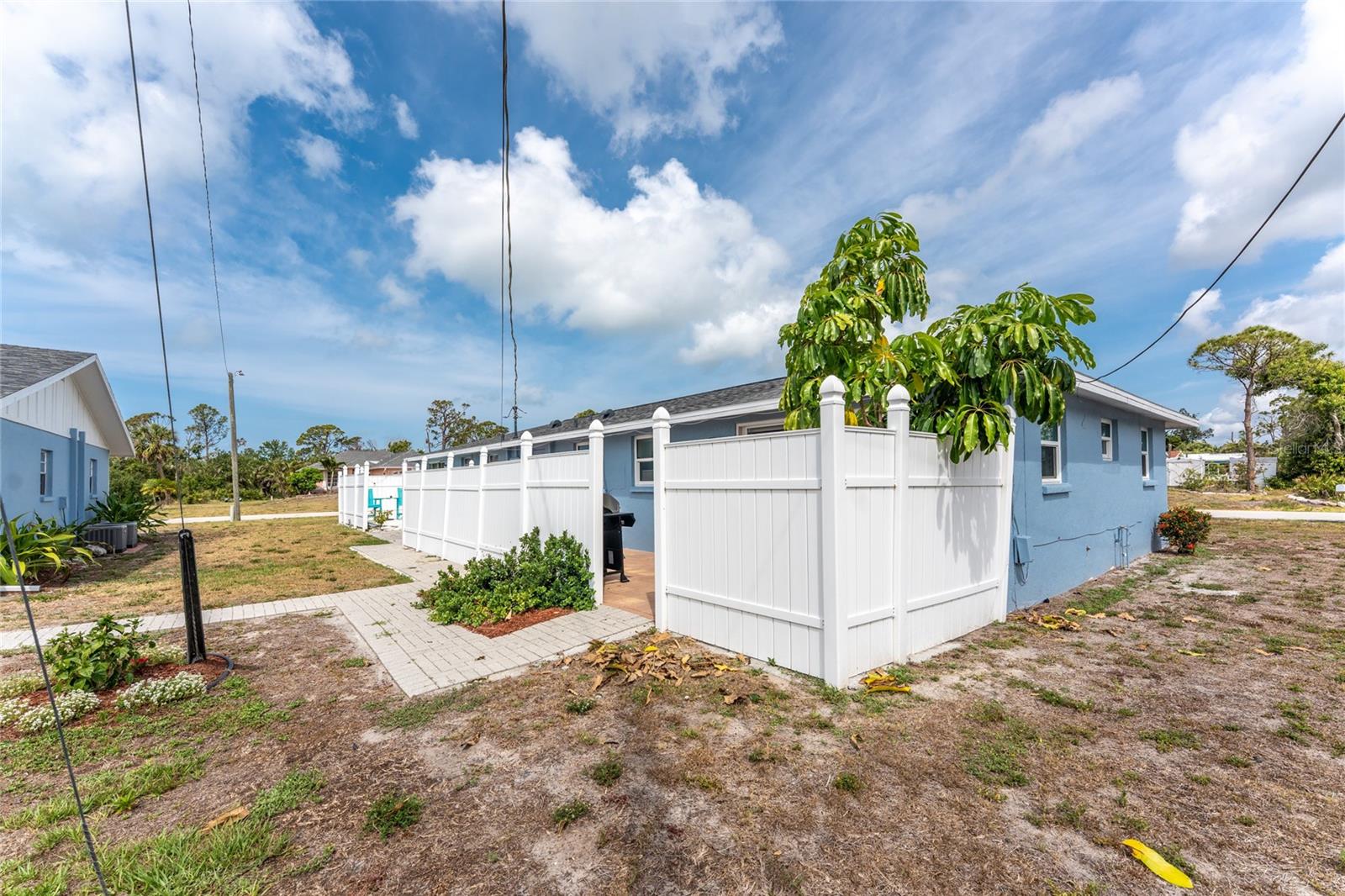 Image 30 of 43 For 1965 Louisiana Avenue