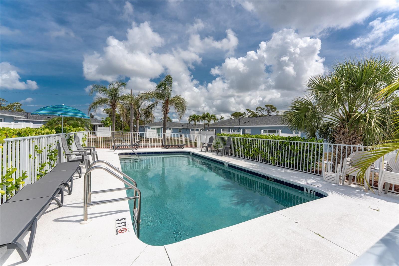 Image 34 of 43 For 1965 Louisiana Avenue