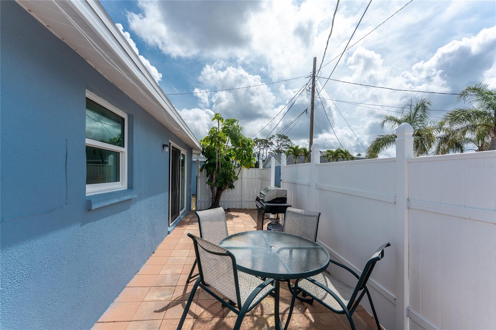 Image 4 of 43 For 1965 Louisiana Avenue