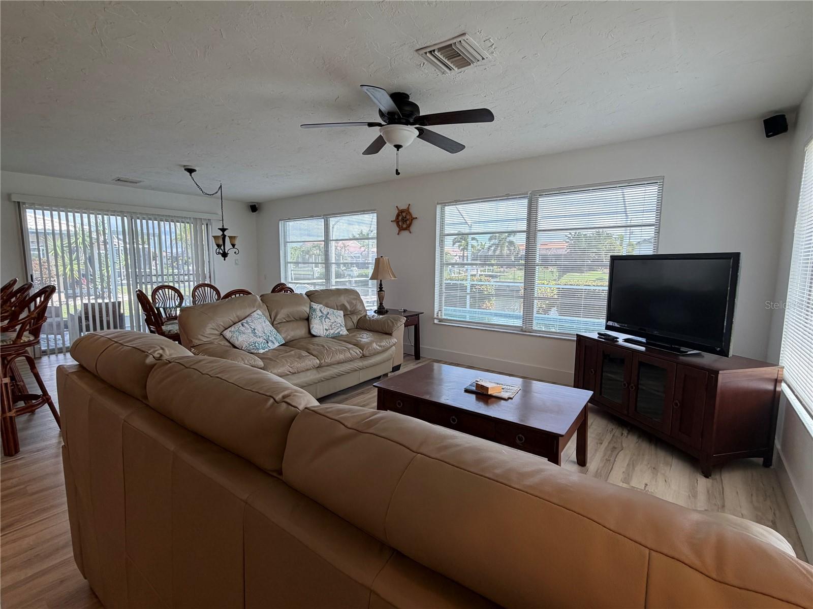 Image 14 of 29 For 732 Santa Margerita Lane