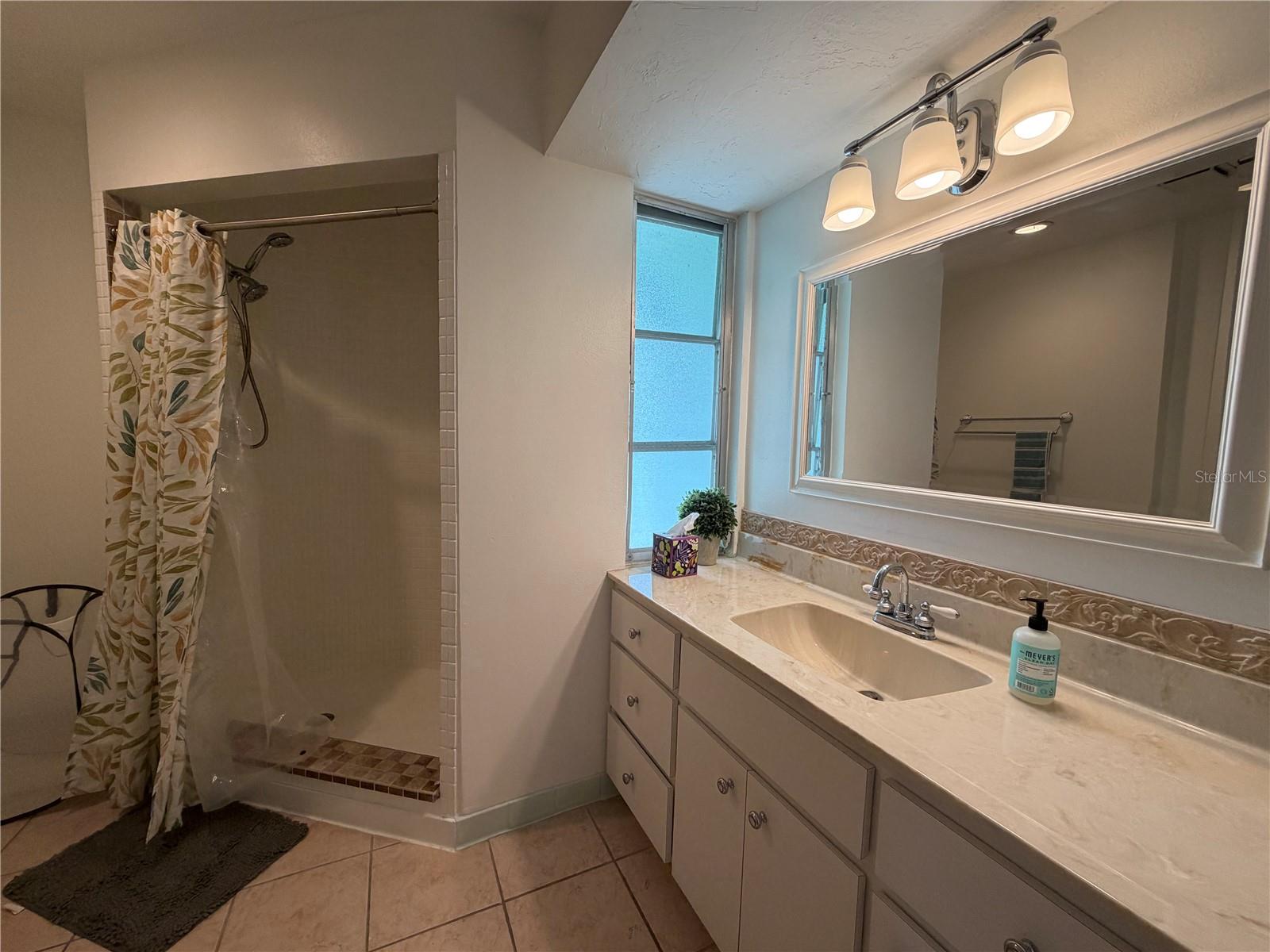 Image 19 of 29 For 732 Santa Margerita Lane