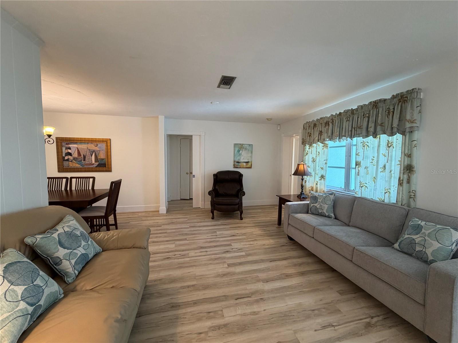 Image 3 of 29 For 732 Santa Margerita Lane