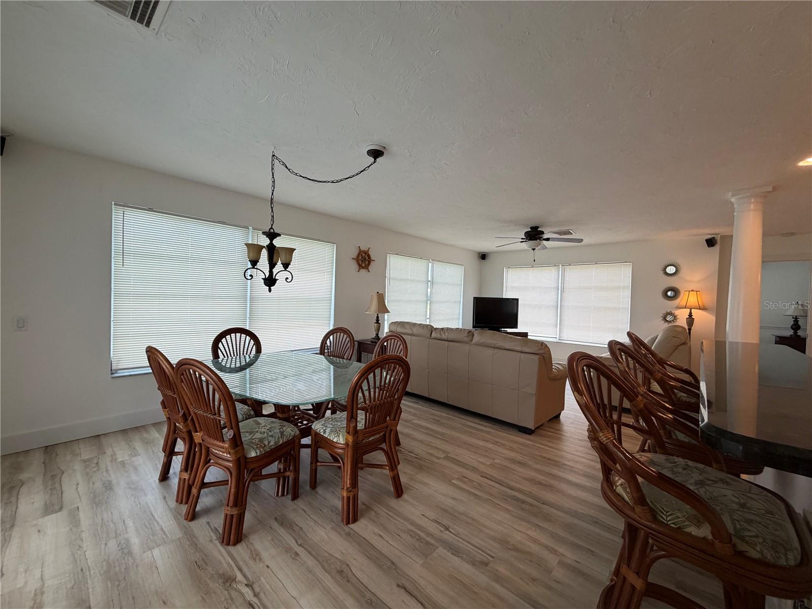 Image 6 of 29 For 732 Santa Margerita Lane