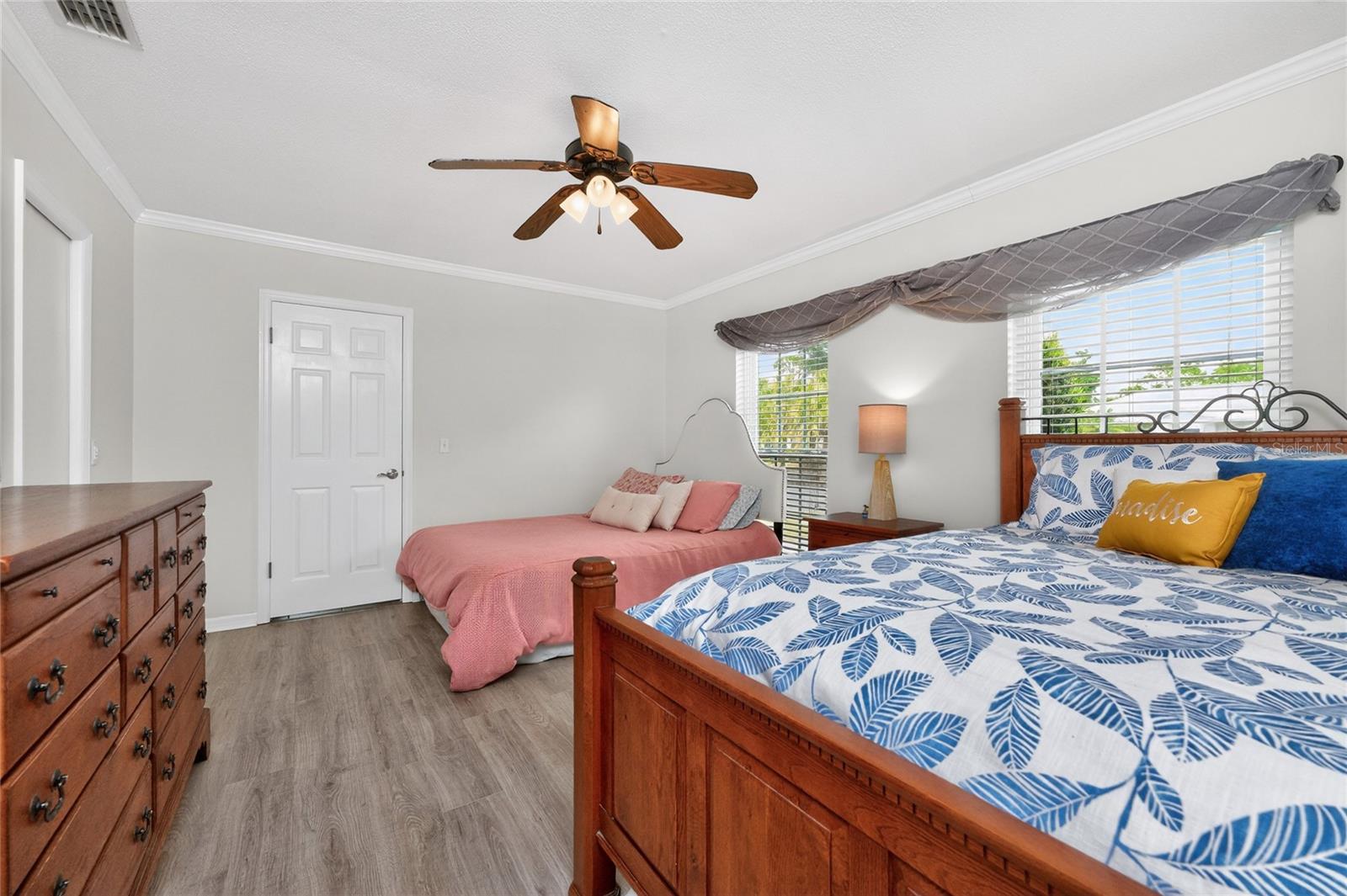 Image 24 of 77 For 4 Curacao Circle 40