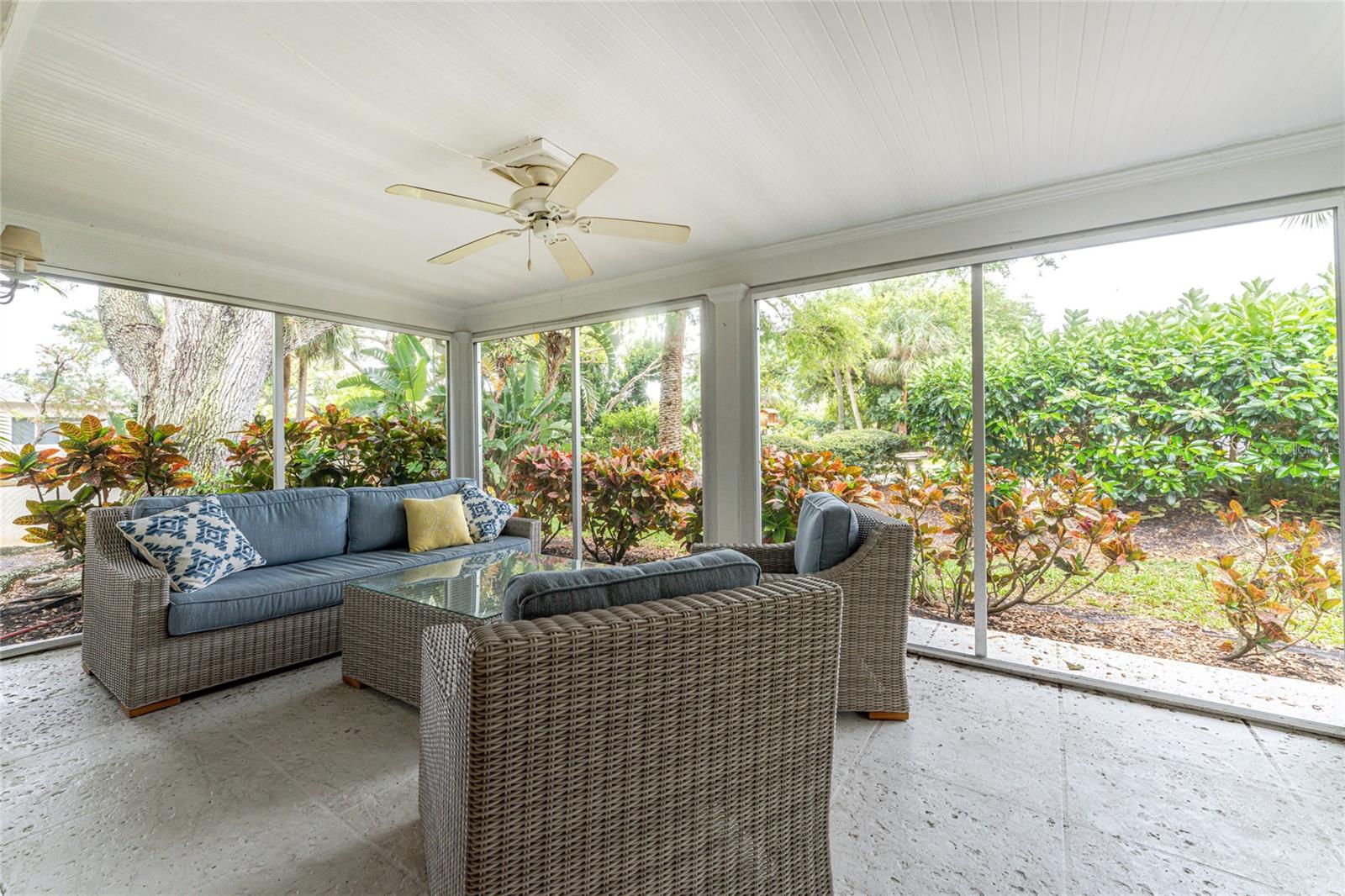 Image 28 of 77 For 4 Curacao Circle 40