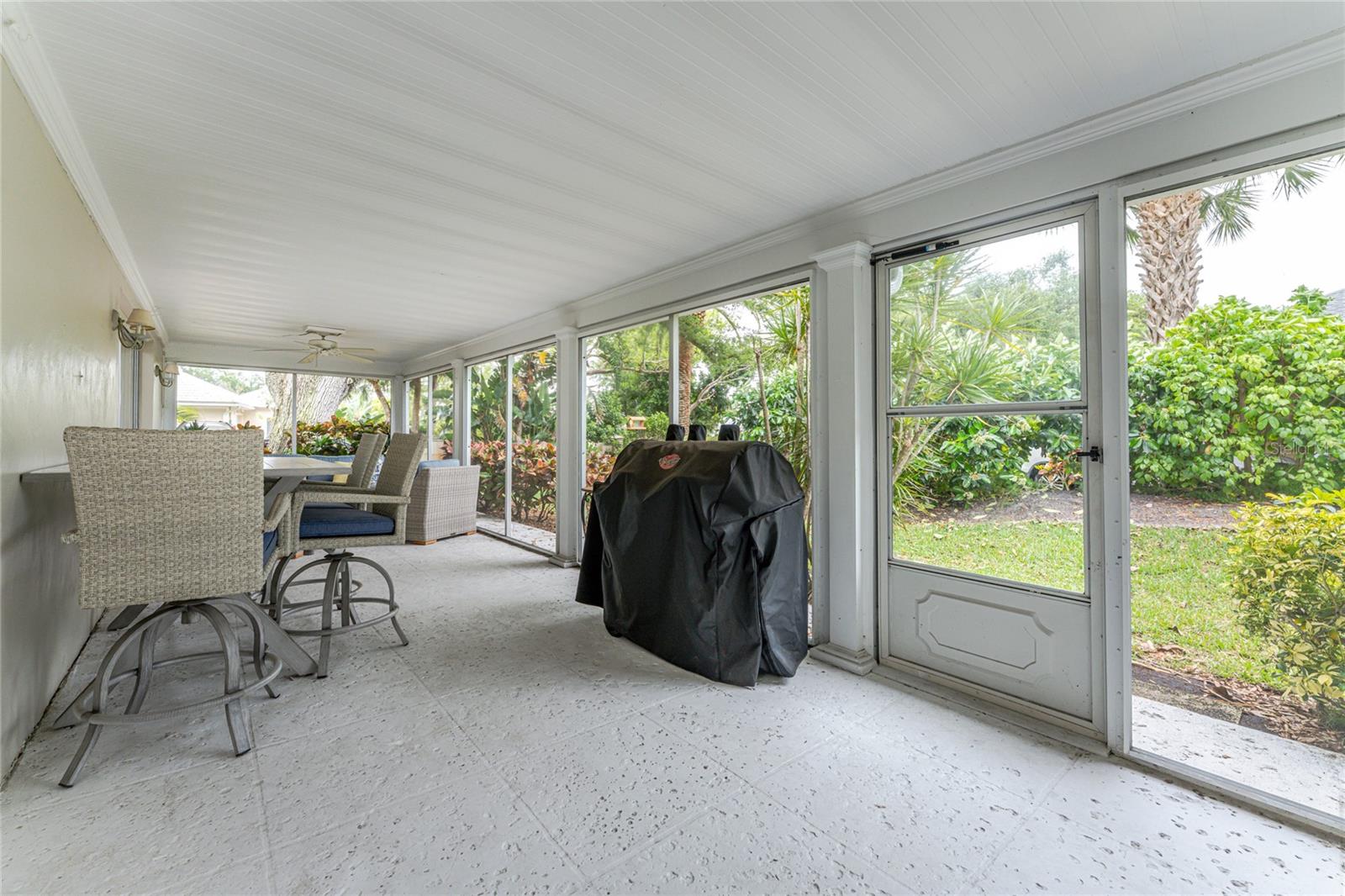 Image 34 of 77 For 4 Curacao Circle 40