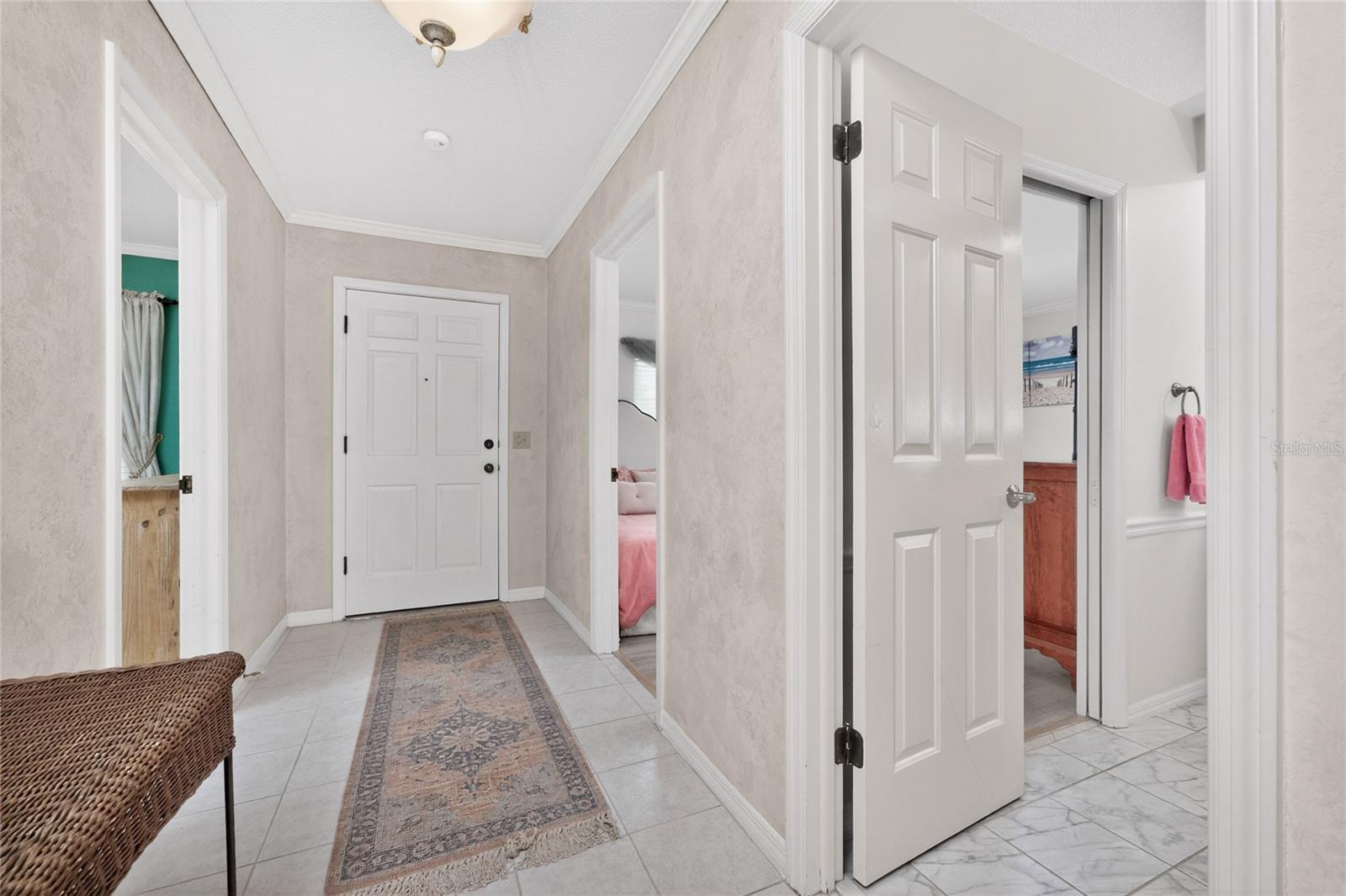 Image 6 of 77 For 4 Curacao Circle 40