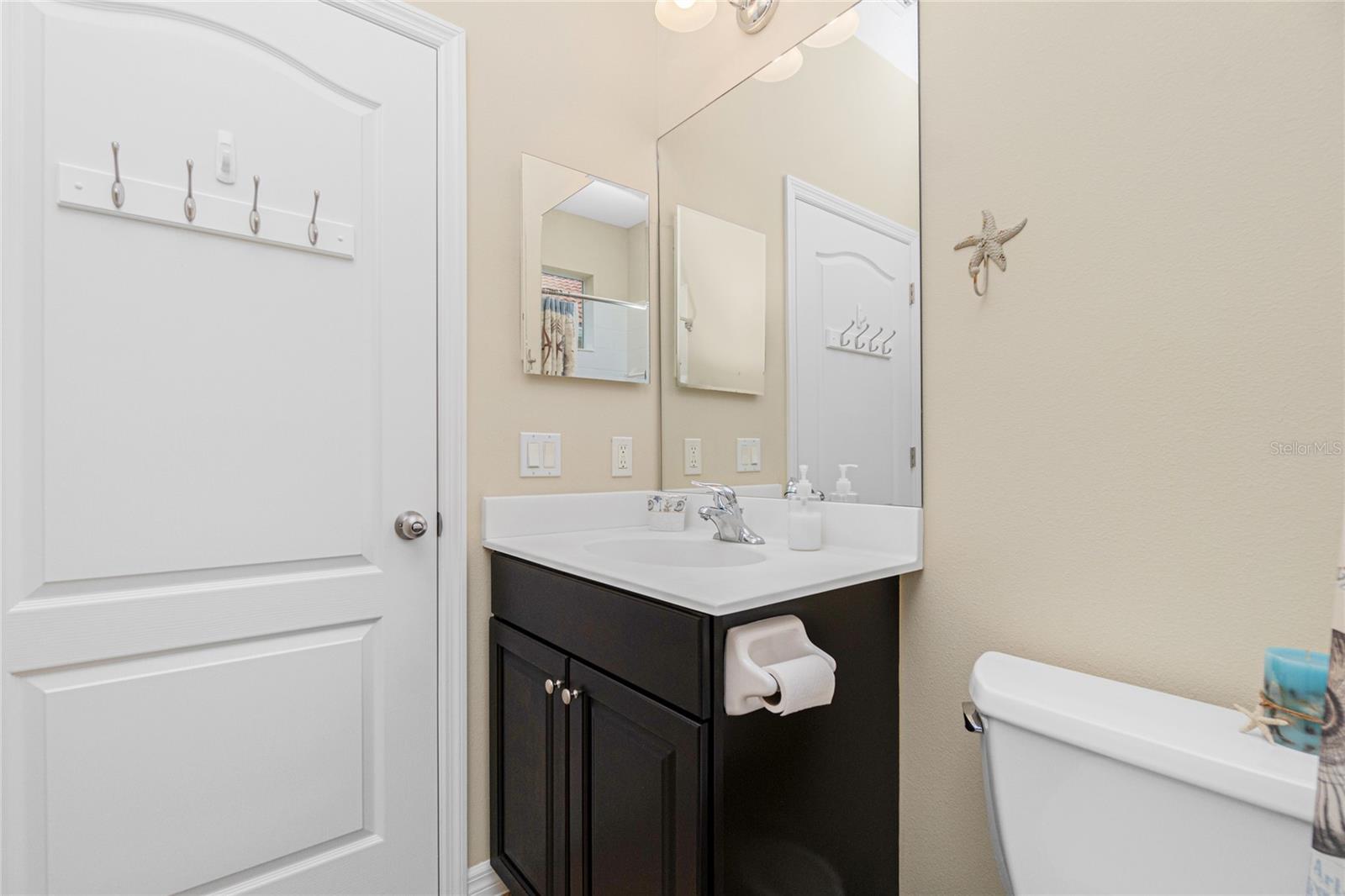 Image 25 of 51 For 10924 Lerwick Circle