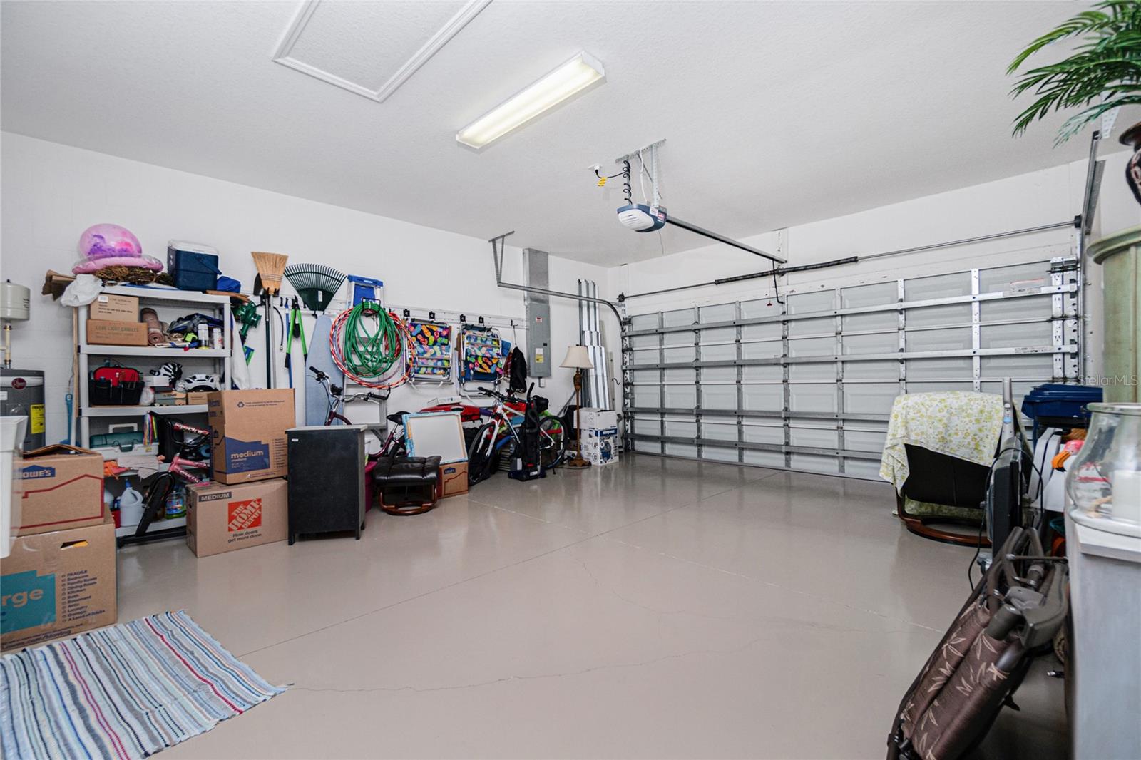 Image 32 of 51 For 10924 Lerwick Circle