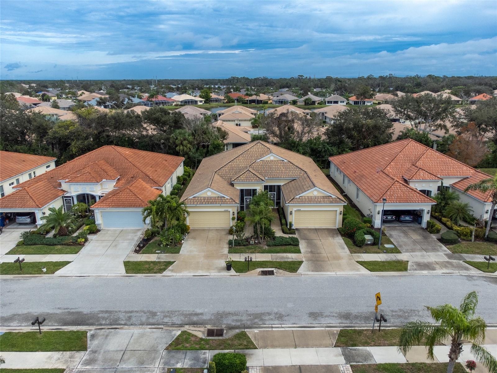 Image 36 of 51 For 10924 Lerwick Circle