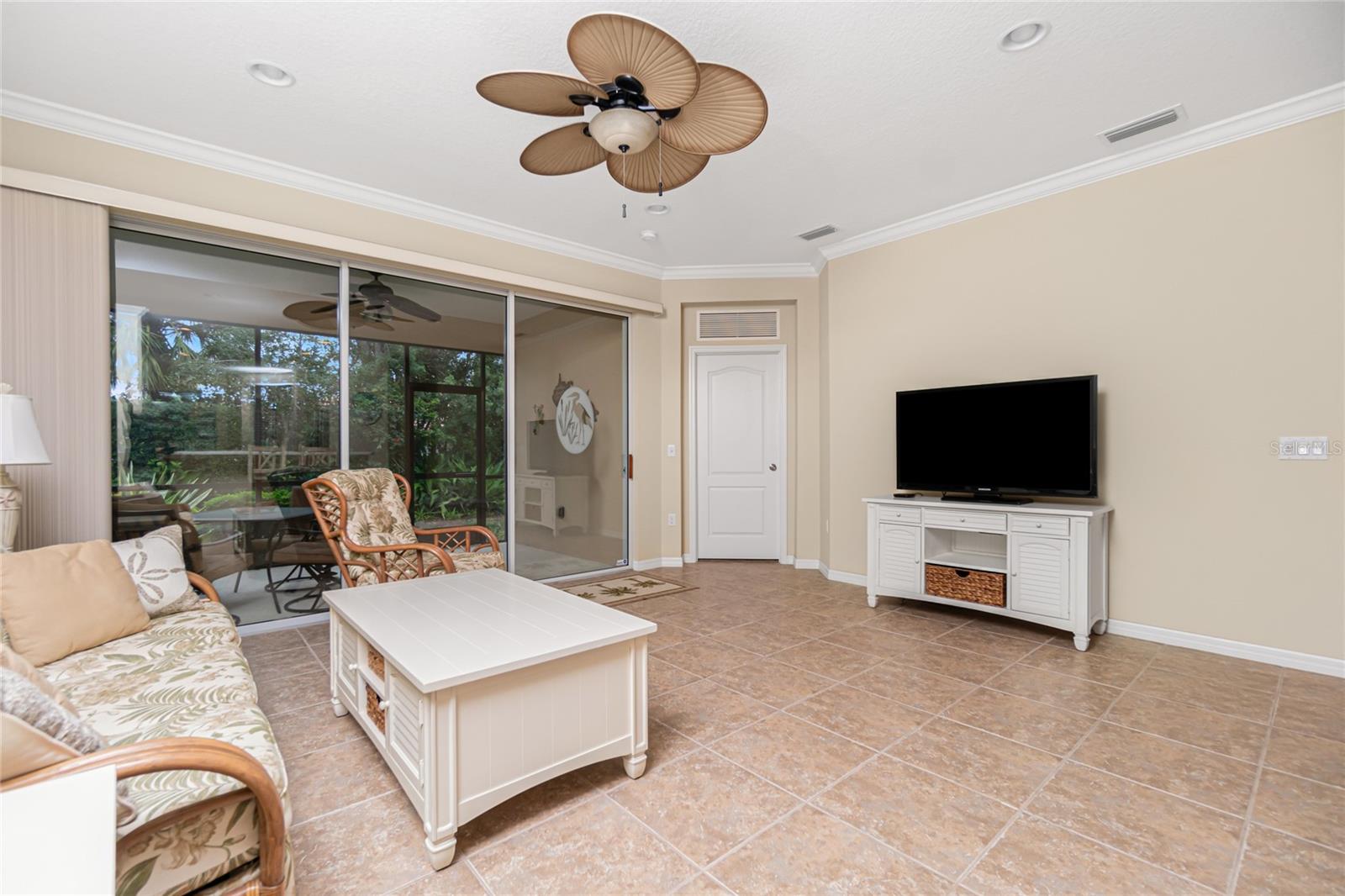 Image 7 of 51 For 10924 Lerwick Circle