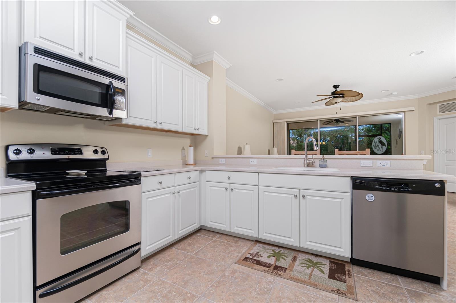 Image 9 of 51 For 10924 Lerwick Circle