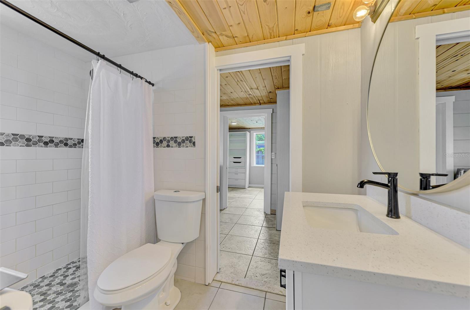 Listing photo id 31 for 71 Winson Avenue