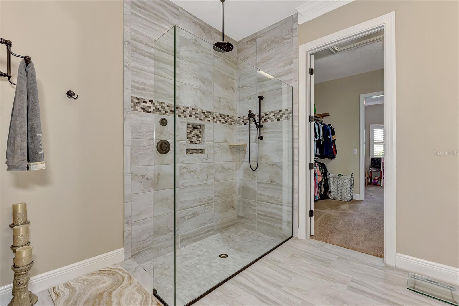 Image 34 of 99 For 10965 Bullrush Drive