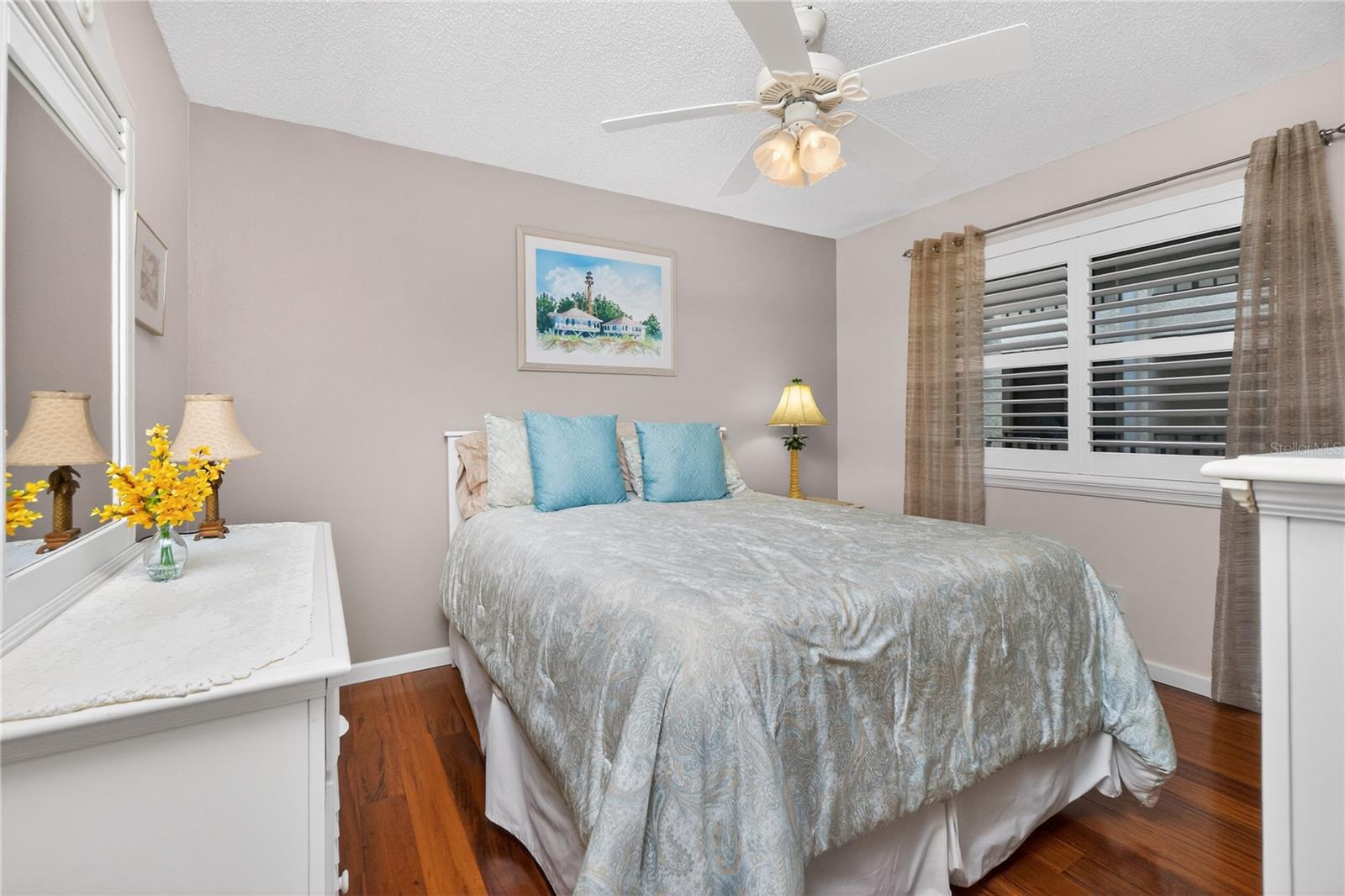 Image 27 of 61 For 1501 Beach Road 210