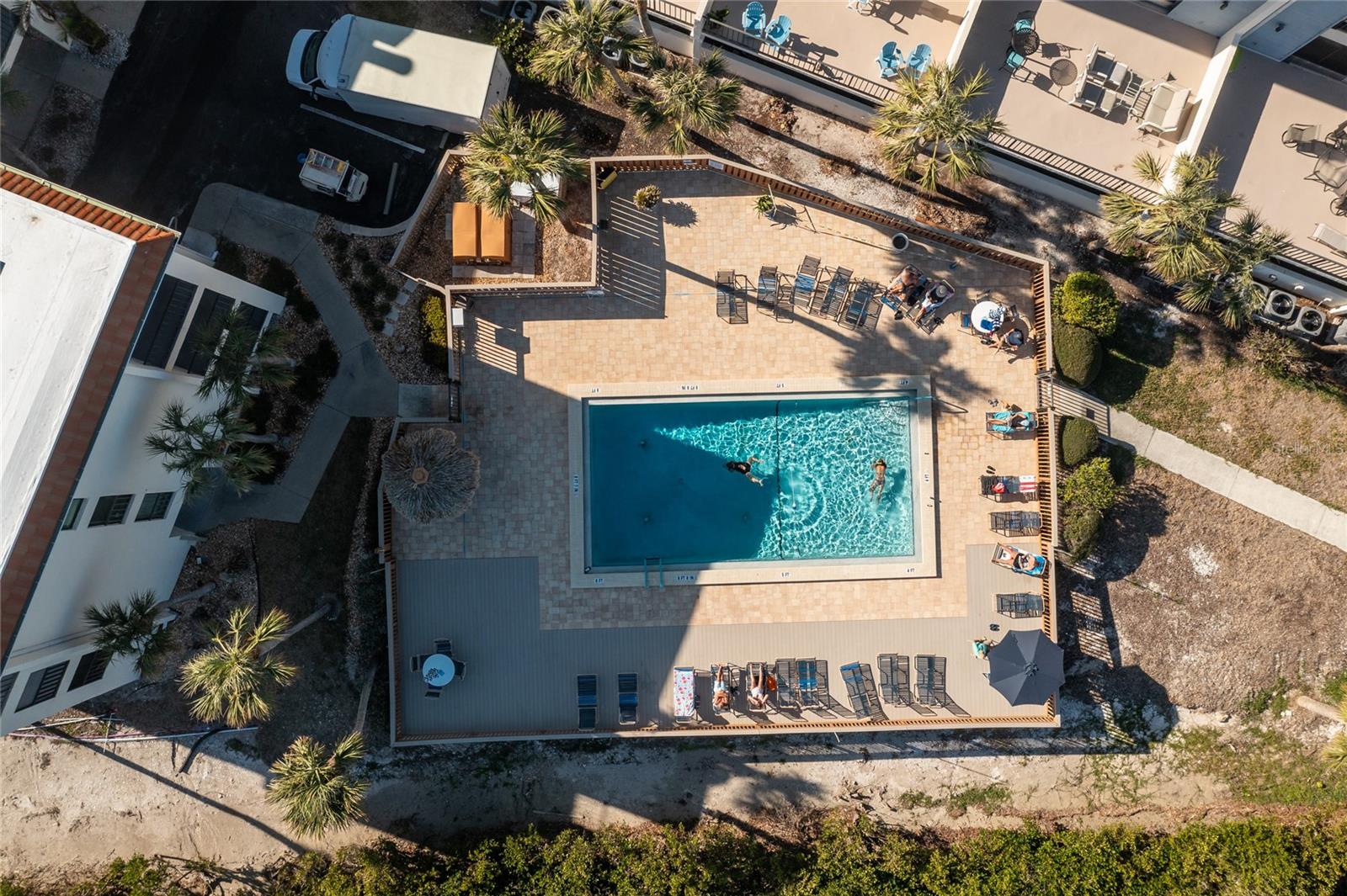 Image 40 of 61 For 1501 Beach Road 210