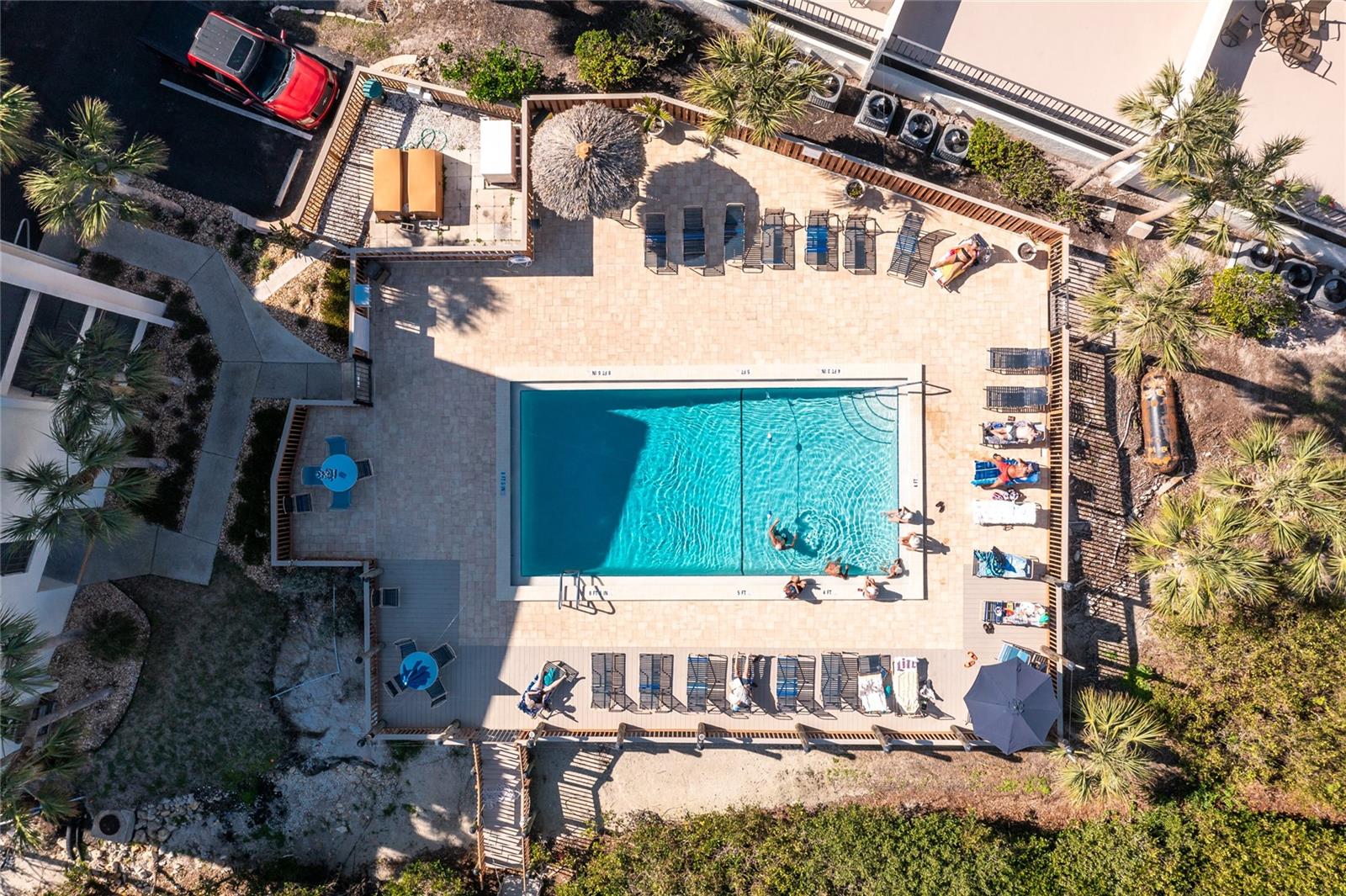 Image 38 of 58 For 1591 Beach Road 407