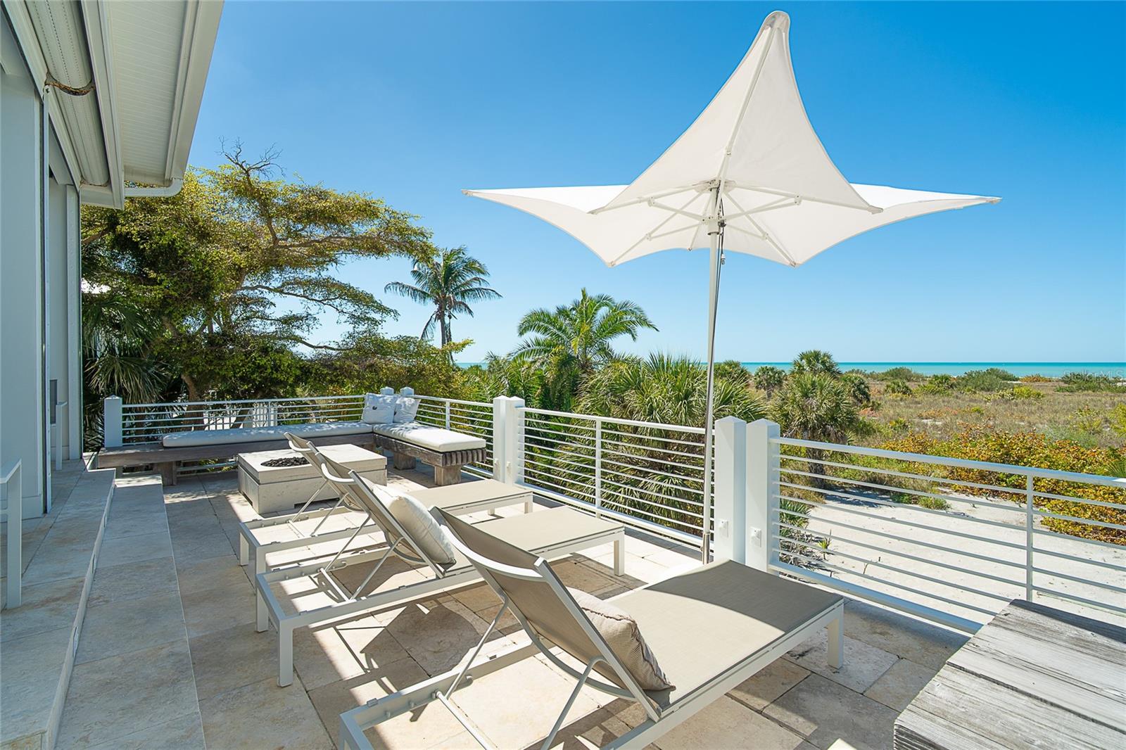 Listing photo id 32 for Address Not Provided