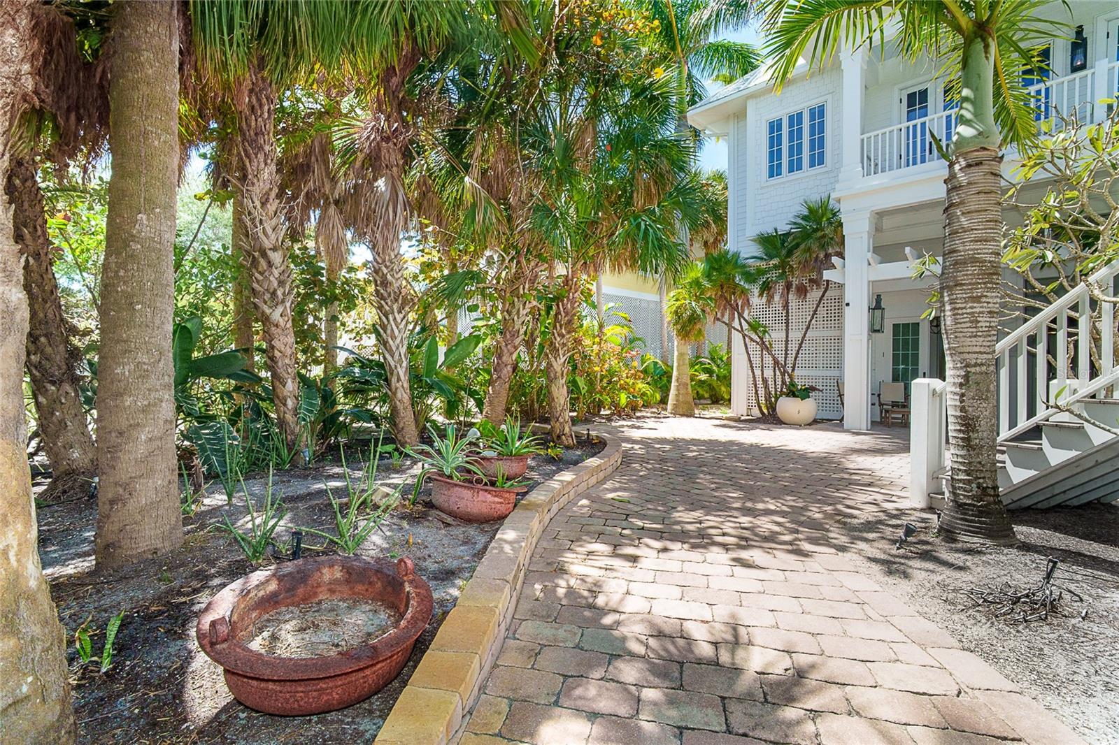 Listing photo id 2 for Address Not Provided