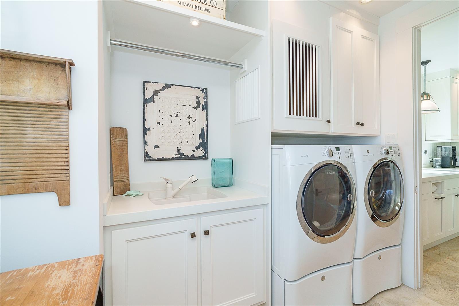 Listing photo id 48 for Address Not Provided