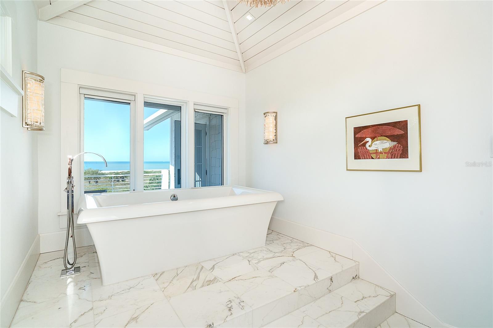 Listing photo id 61 for Address Not Provided