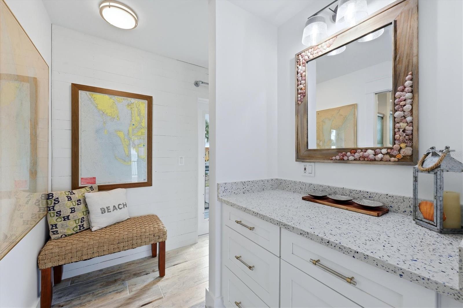 Image 30 of 71 For 4074 Beach Road