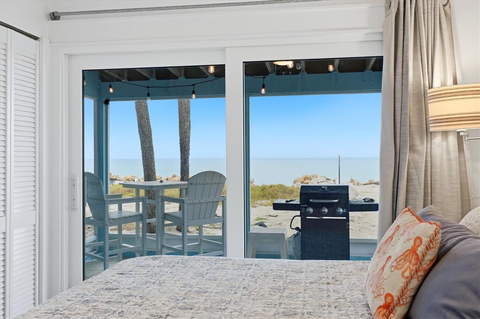 Image 39 of 71 For 4074 Beach Road