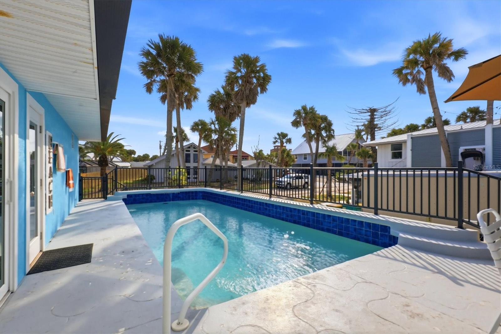 Image 49 of 71 For 4074 Beach Road