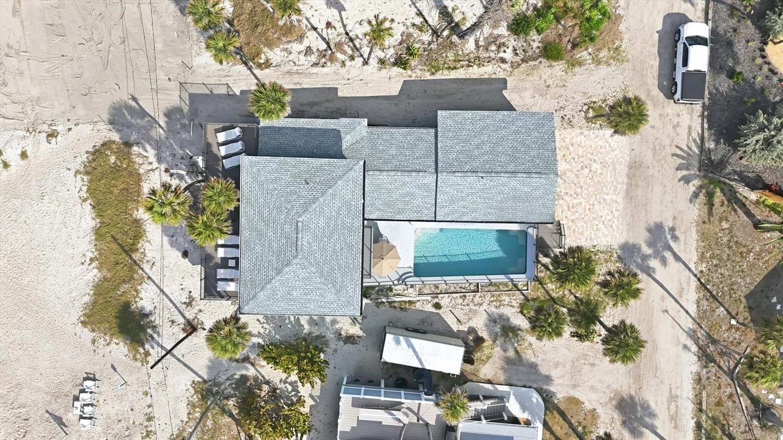 Image 56 of 71 For 4074 Beach Road