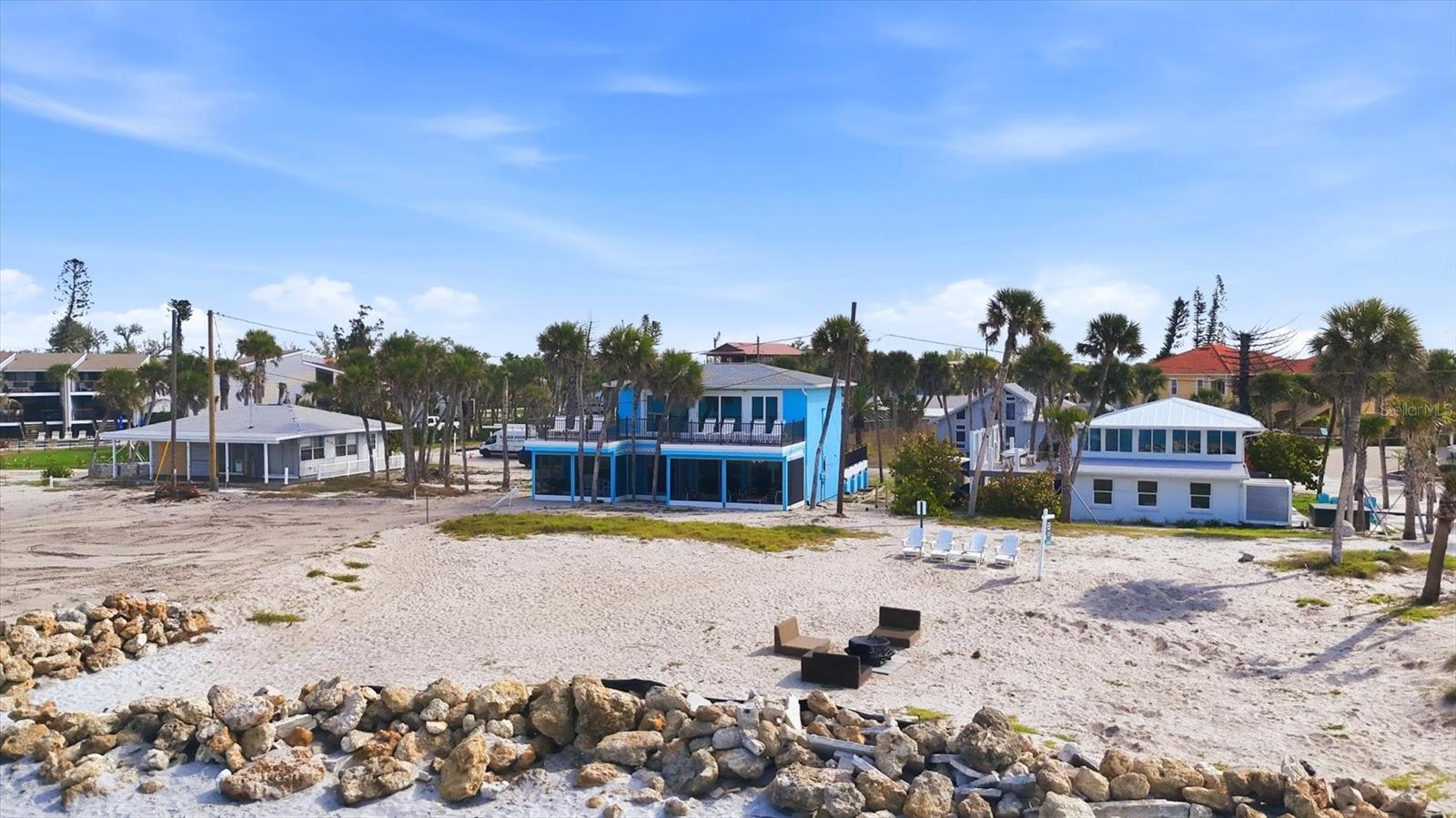 Image 60 of 71 For 4074 Beach Road