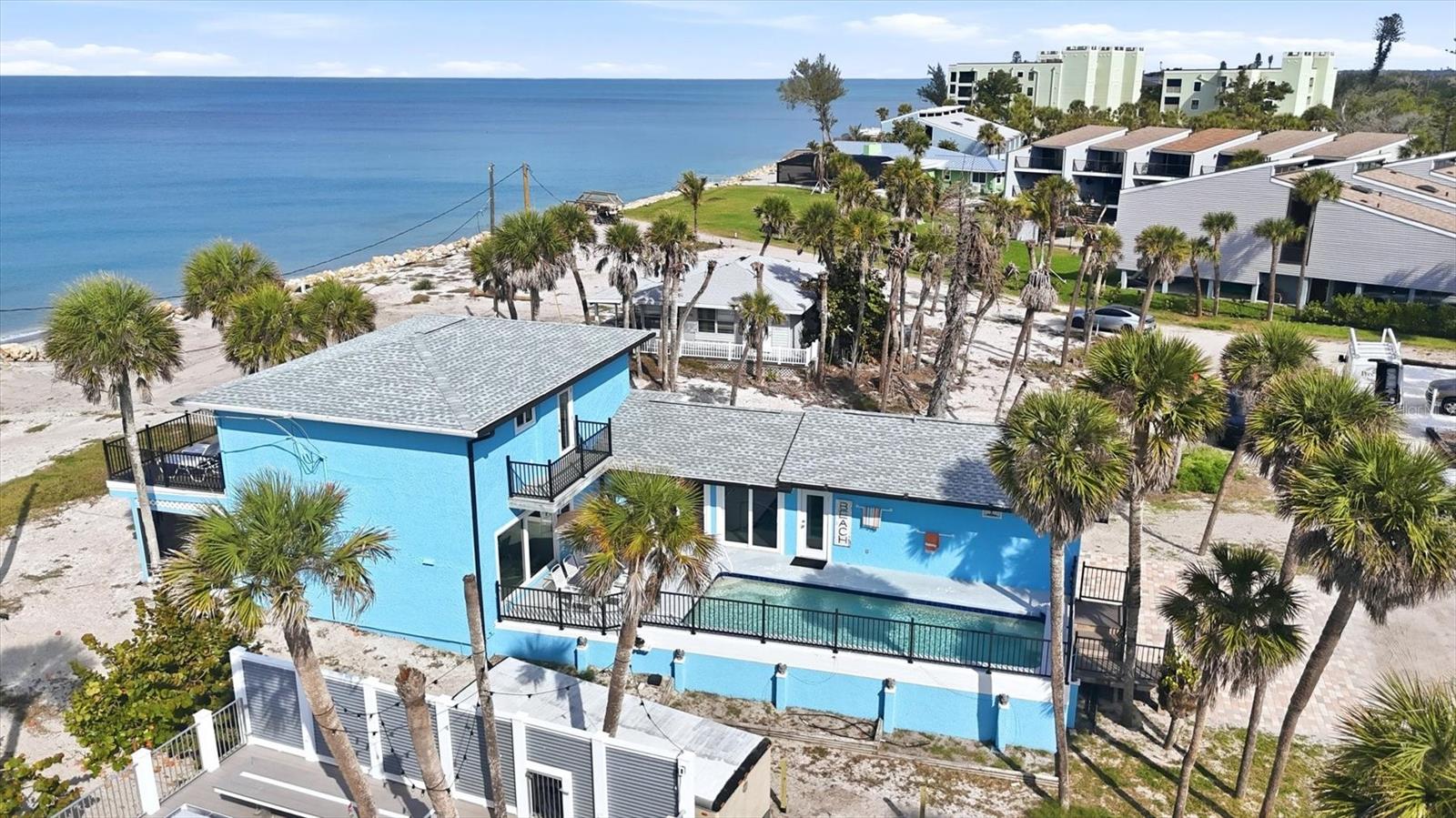 Image 8 of 71 For 4074 Beach Road