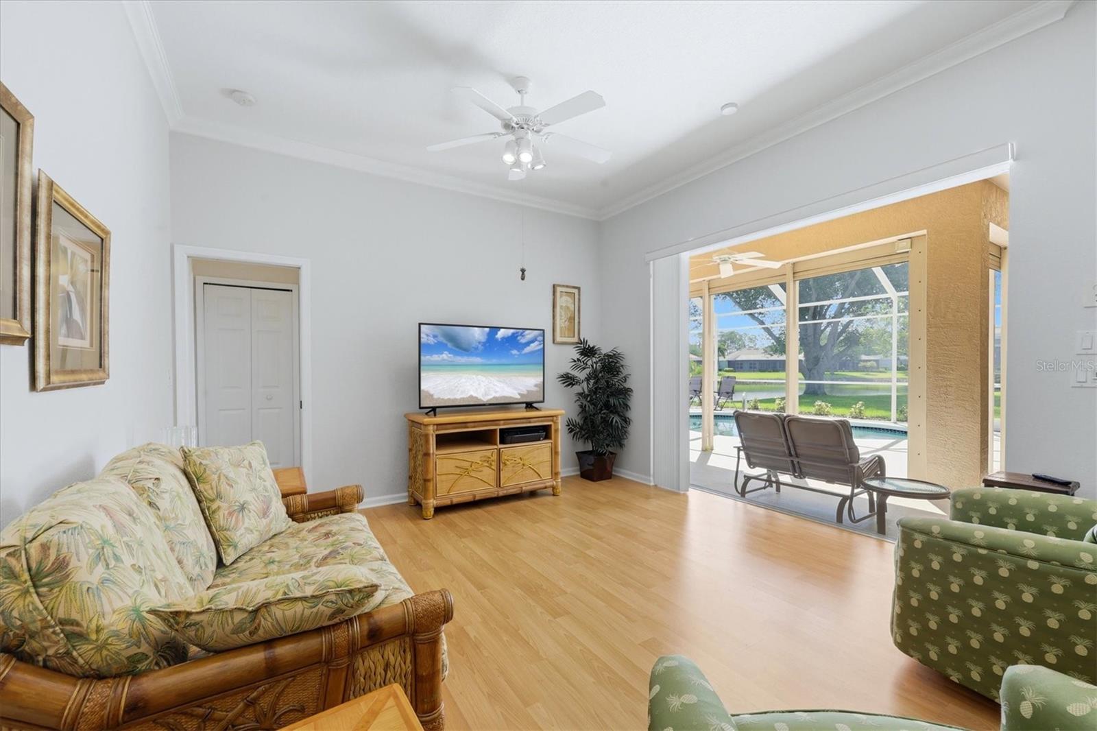 Image 23 of 82 For 4120 Lakes Court