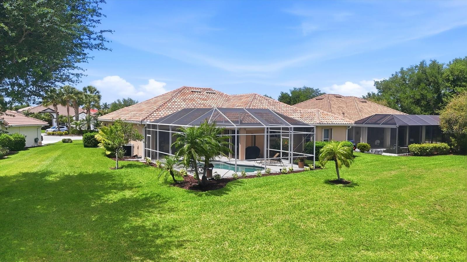 Image 43 of 82 For 4120 Lakes Court