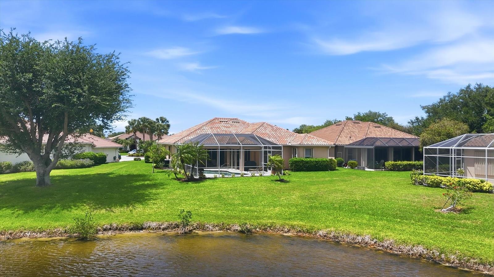 Image 44 of 82 For 4120 Lakes Court