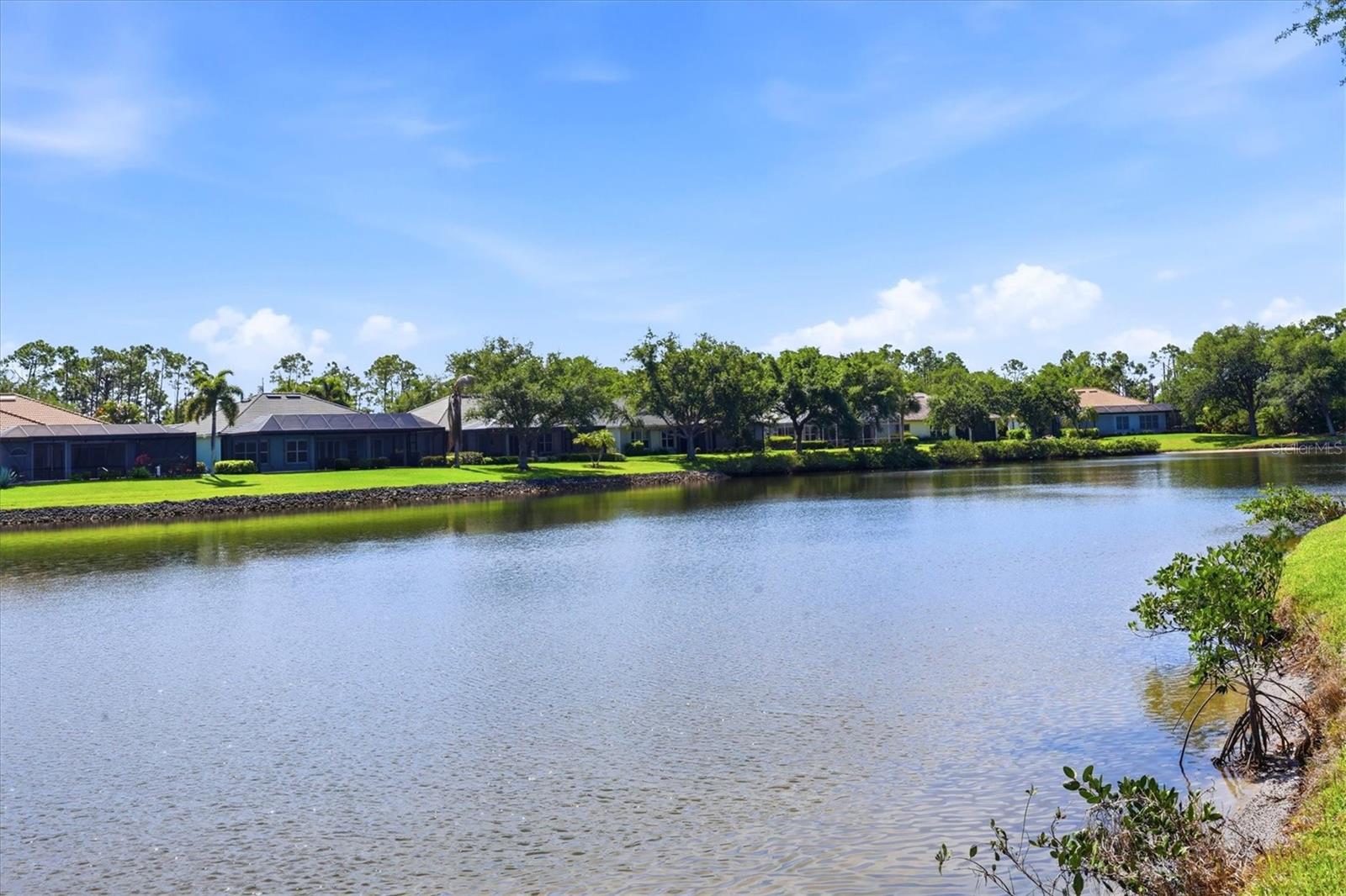 Image 45 of 82 For 4120 Lakes Court