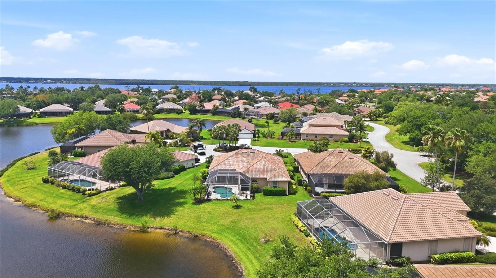 Image 47 of 82 For 4120 Lakes Court