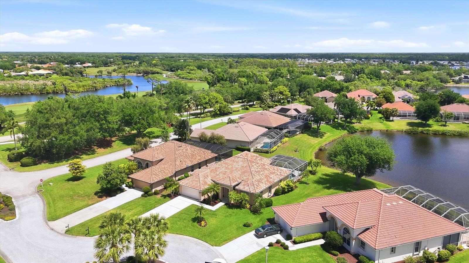 Image 51 of 82 For 4120 Lakes Court