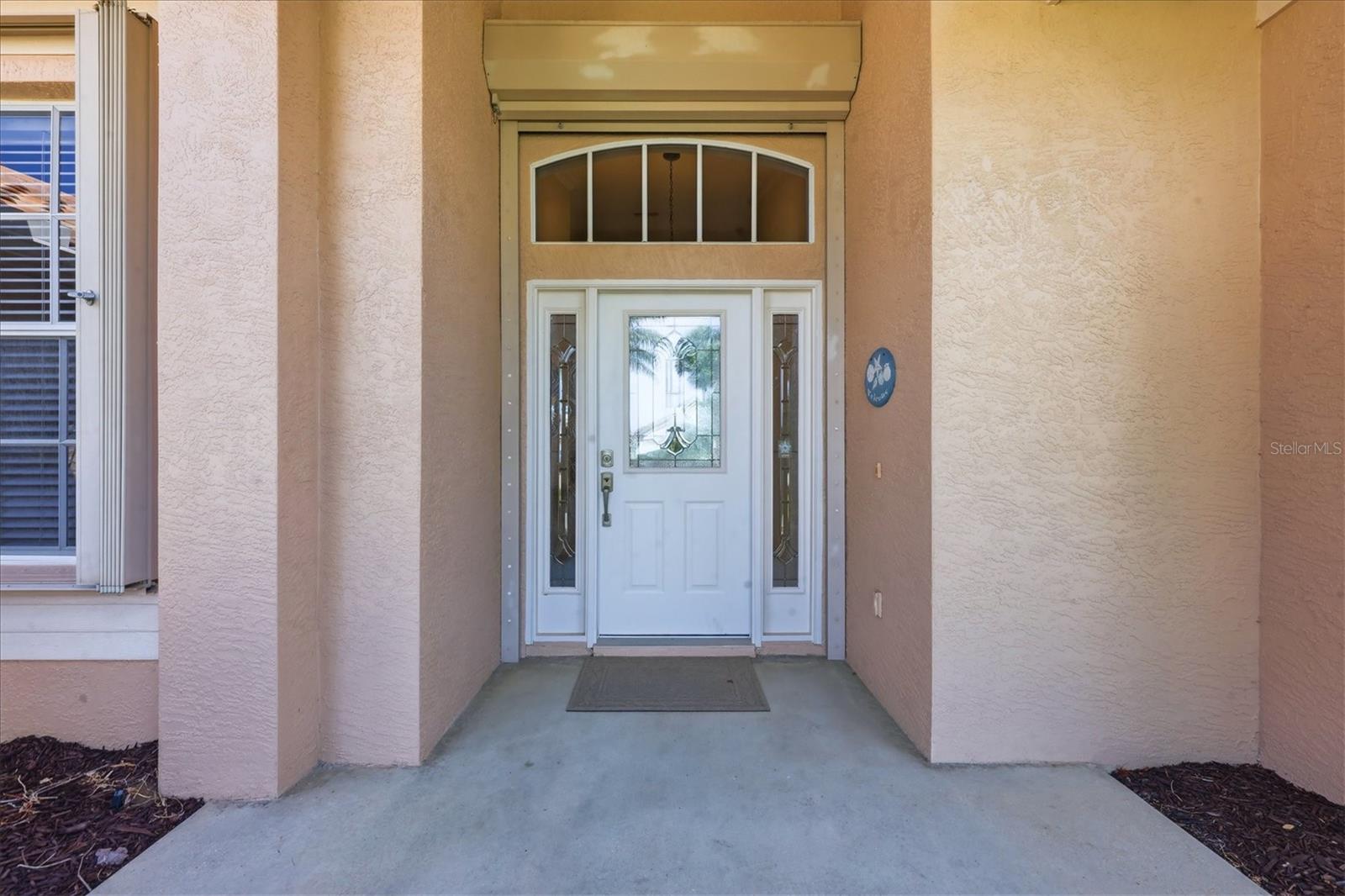 Image 6 of 82 For 4120 Lakes Court