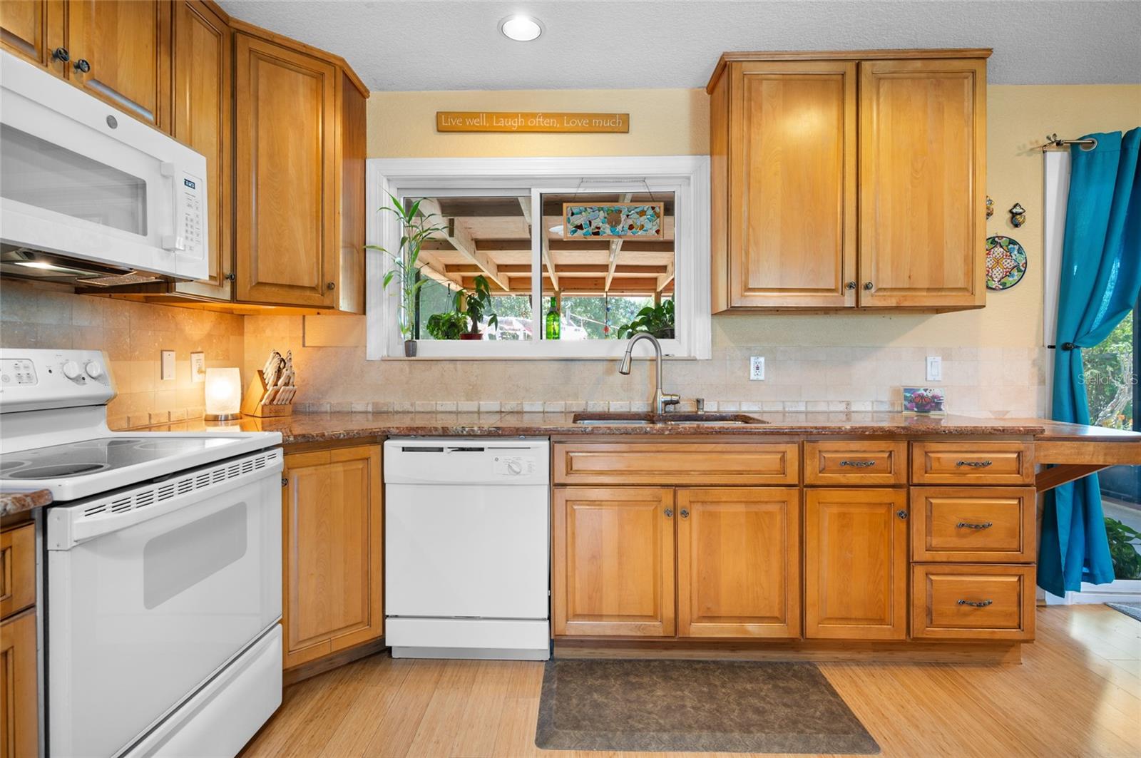 Image 13 of 54 For 6168 Sunnybrook Boulevard