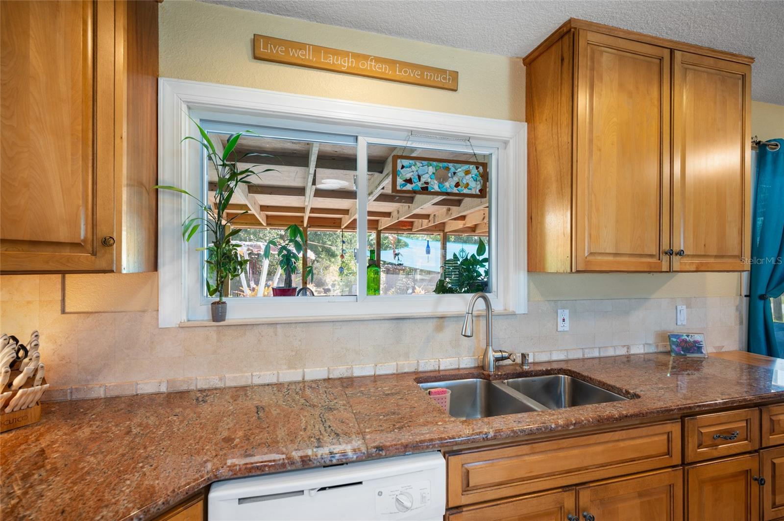 Image 15 of 54 For 6168 Sunnybrook Boulevard