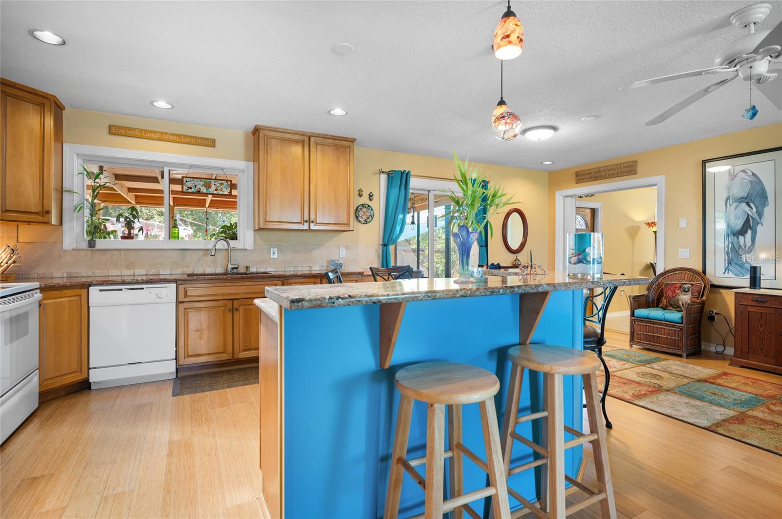 Image 16 of 54 For 6168 Sunnybrook Boulevard