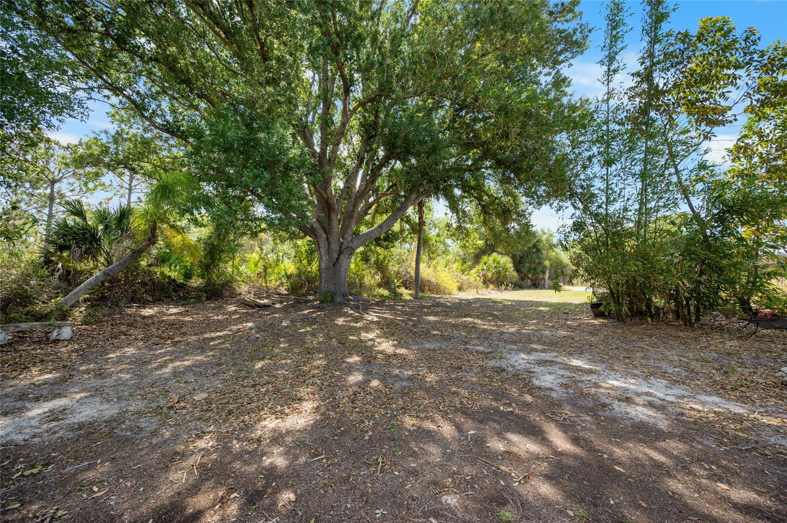 Image 37 of 54 For 6168 Sunnybrook Boulevard