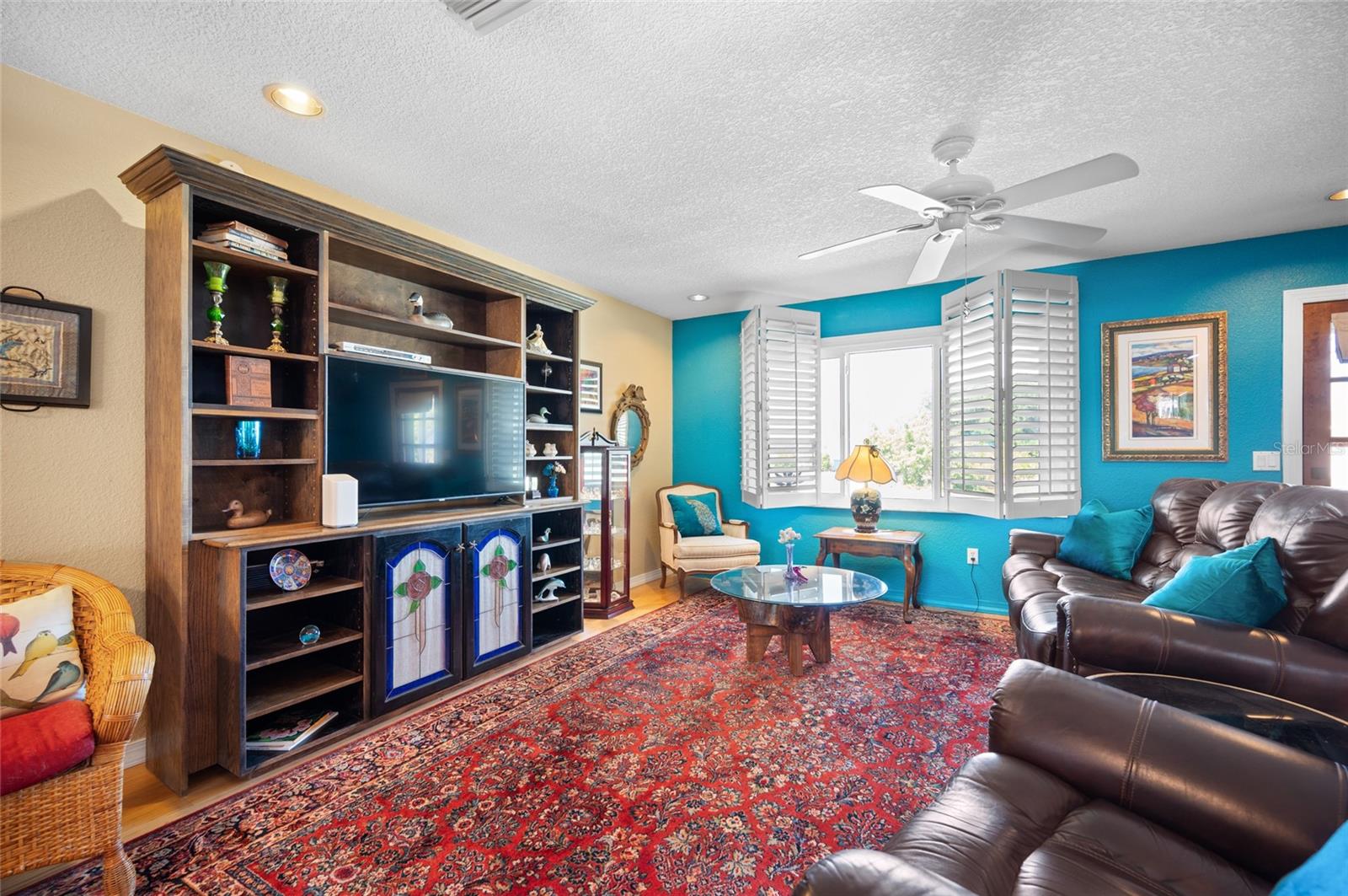 Image 8 of 54 For 6168 Sunnybrook Boulevard