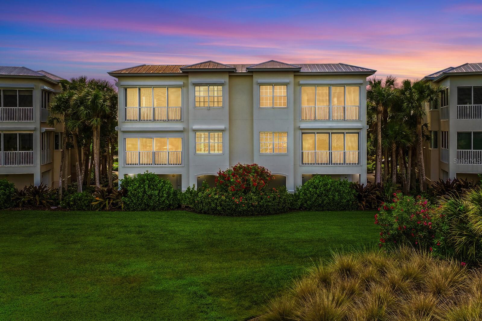 Image 34 of 42 For 739 Harbor Drive 2