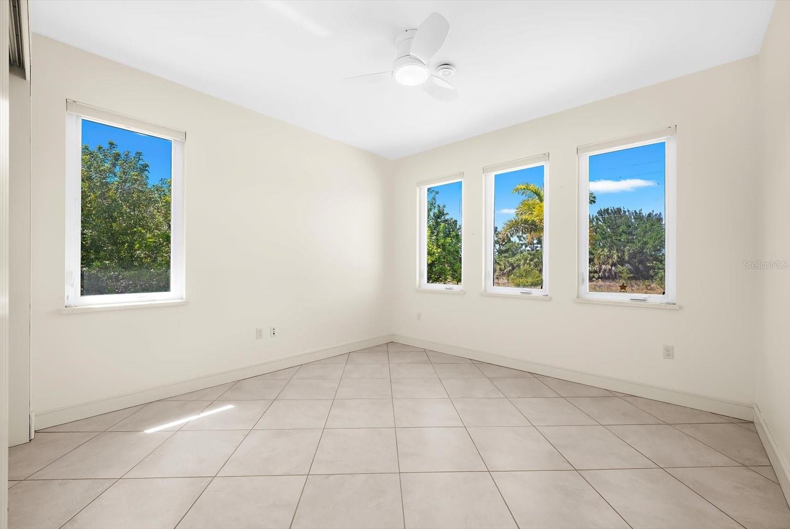 Image 25 of 62 For 15435 Appleton Boulevard