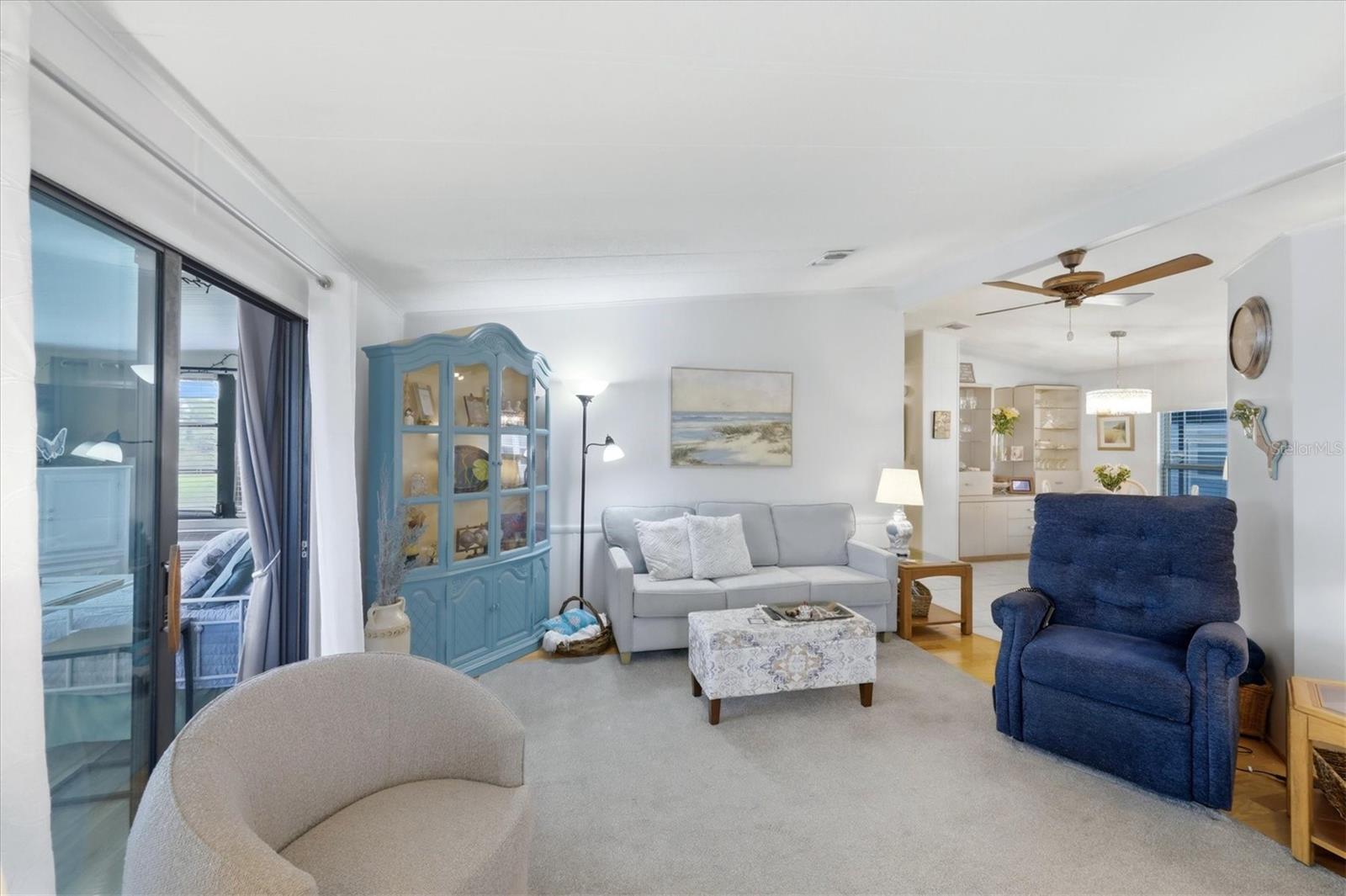 Image 12 of 48 For 727 Butterfield Circle