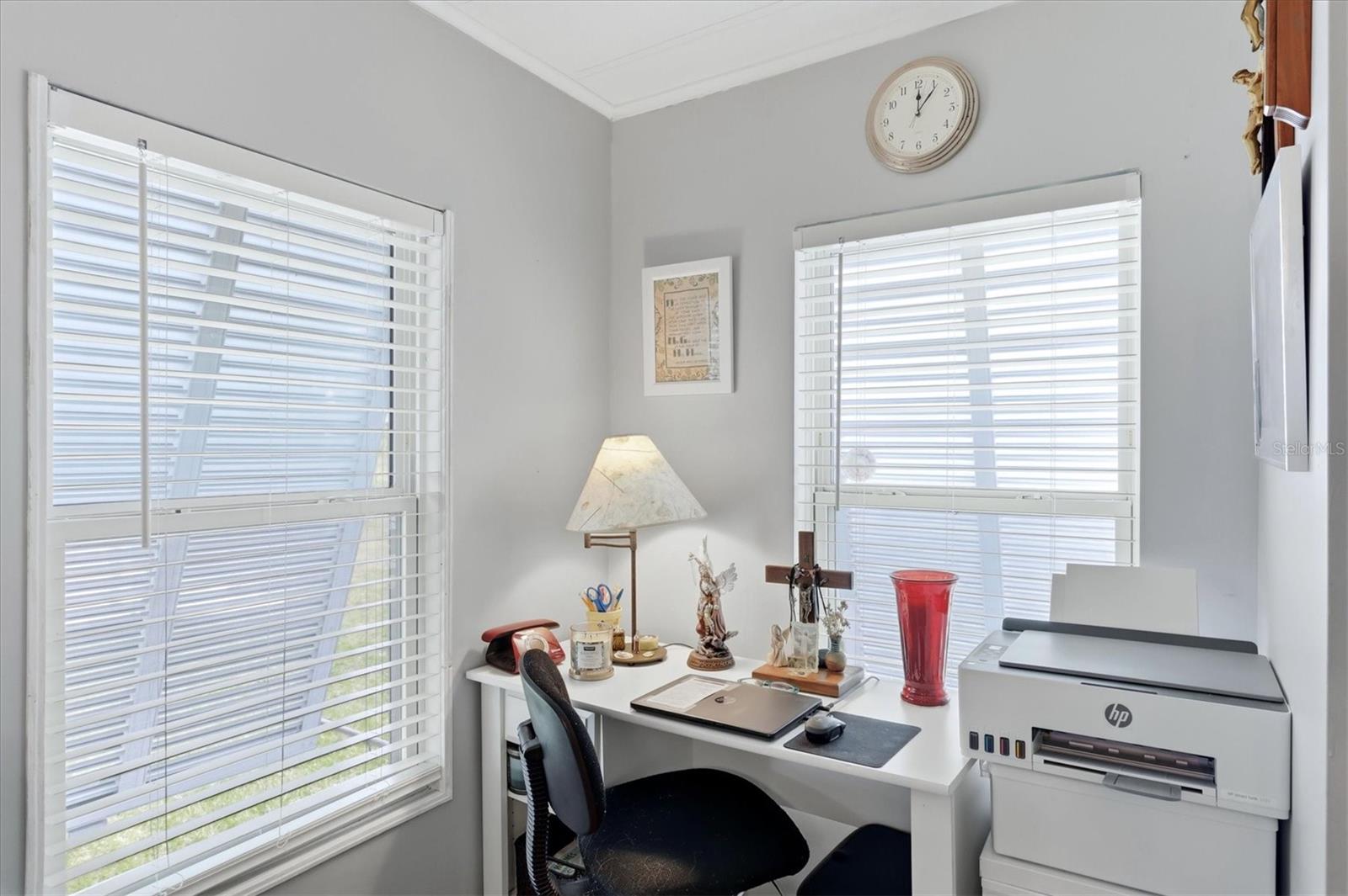 Image 18 of 48 For 727 Butterfield Circle