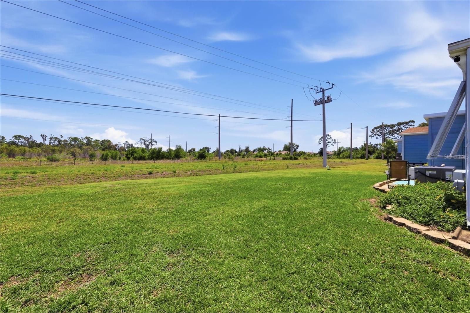 Image 31 of 48 For 727 Butterfield Circle